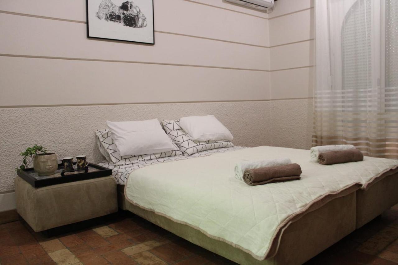 Garden Center Apartment Νόβι Σαντ Εξωτερικό φωτογραφία